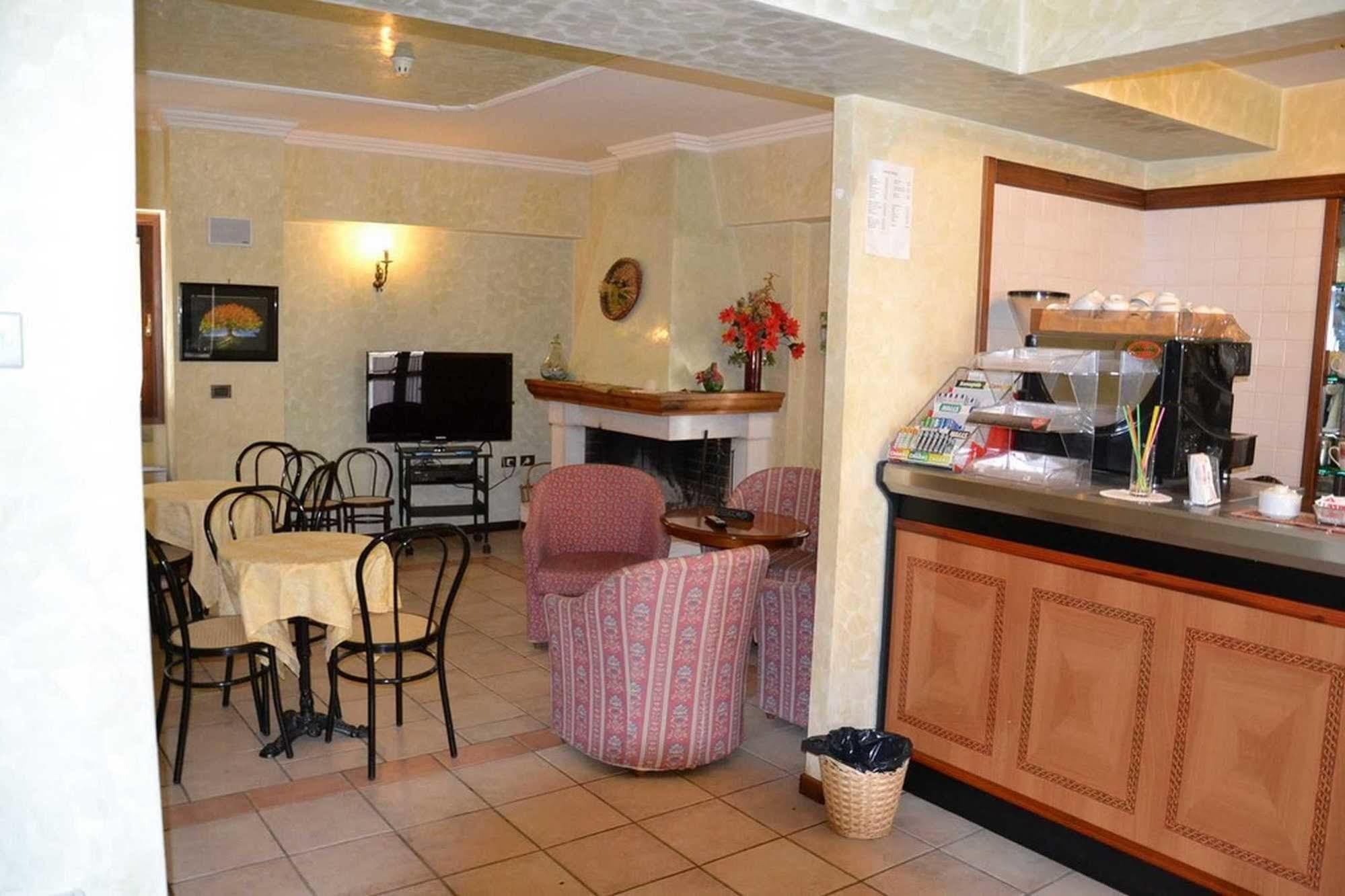 Ateleta Albergo Due Monti מראה חיצוני תמונה